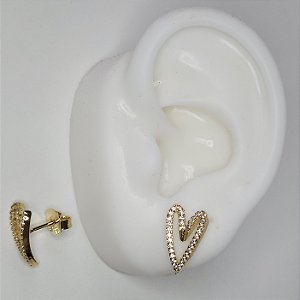 BRINCO DOURADO DE CORAÇÃO VAZADO TODO CRAVEJADO