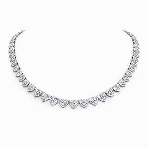 CHOCKER DE RÓDIO BRANCO MODELO RIVIERA COM ZIRCÔNIAS EM FORMATO DE CORAÇÃO TODO CRAVEJADO AO REDOR 40CM