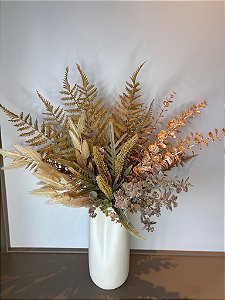 Arranjo de Flores Envelhecidas Toque Real em Tom Outonada com Vaso Cerâmica Preto