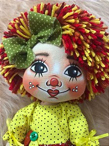 BONECA EMILIA