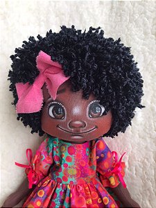 BONECA PRETINHA 02