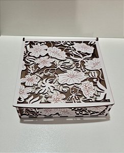 Caixa Hibiscos vazada MDF