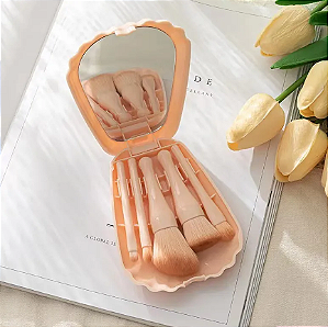 Kit 5 Pincéis Com estojo Formato De concha com Espelho Cor Pêssego