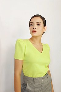 Camiseta Manga Princesa Gola V de Algodão Egípcio Cor Verde Lima Merci
