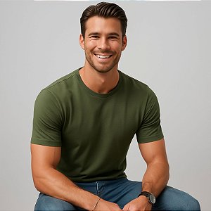 Camiseta Masculina de Algodão Egípcio Verde Militar