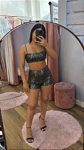 CONJUNTO SHORTS E TOP RETO PAETE PRATA ESCURO