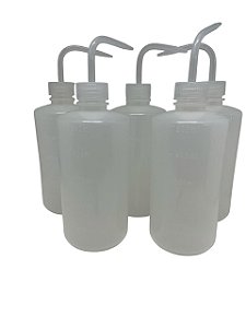 Frasco Lavador (Pisseta) Natural em PE Graduada em Alto Relevo Bico Curvo 500ML - GENE