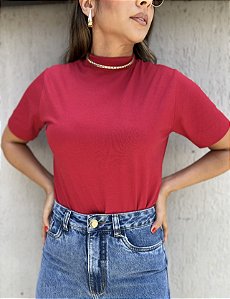 TSHIRT GOLA ALTA VERMELHA