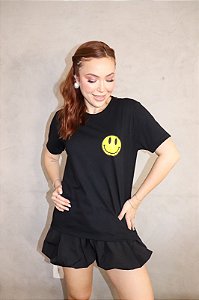 Tees Preta Smile