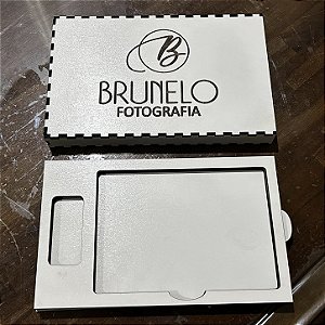 Caixa em mdf para fotos 10x15 e pendrive