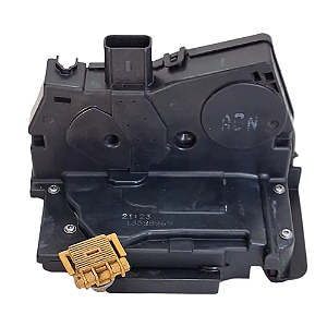 Fechadura Porta Traseira Esquerda Onix 16 17 18 19 13598869