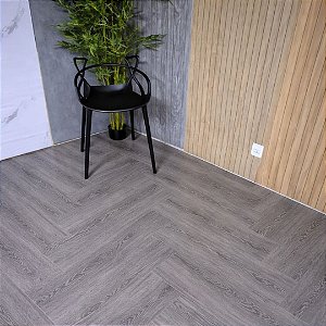 Piso Vinilico Autocolante Cinza 91,4cm x 15.2cm