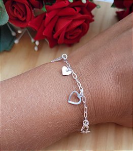 Pulseira com Pingentes de Corações Placas e Vazados - Prata 925