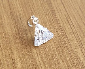 Ping. Zirc. Triangular 8mm - Prata 925