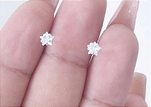 Brinco Zirc. Estrela 3 mm - Prata 925
