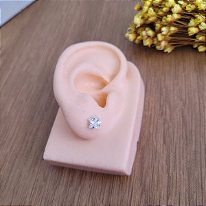 Brinco Zirc. Estrela 6 mm - Prata 925