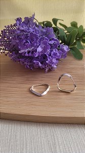 Argola Triangulo Chato 16 mm  - Prata 925