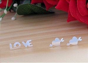 Brinco Love e coração flecha (2 pares) - Prata 925