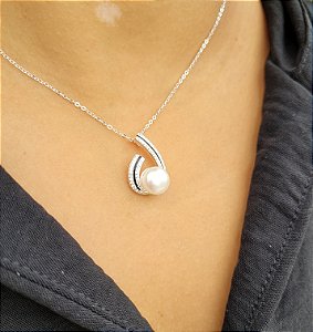 Colar Gota Zircônias  com Pérola - Prata 925