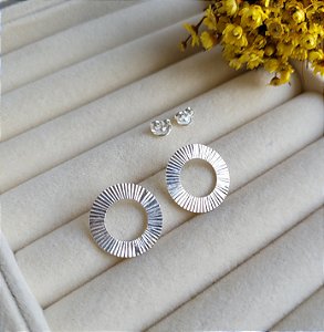 Brinco Circulo Diamantado - Prata 925