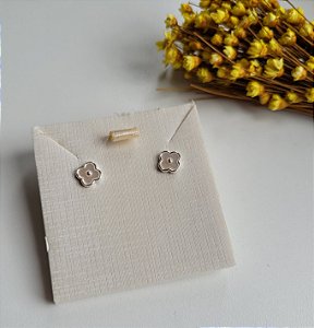 Brinco Flor Madre Pérola - Prata 925