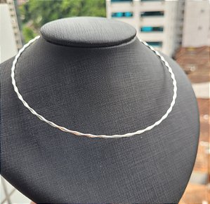 Colar Aro Torcido Aberto - Prata 925