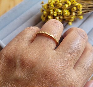 Anel Meia Aliança Cravejada- Semijoias