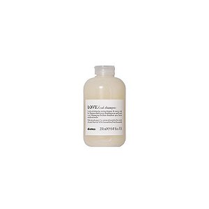 Shampoo Davines Love Curl 250ML para Cabelos Cacheados e Ondulados