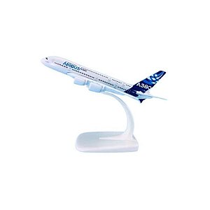 Modelo de Aeronave: Airbus A380 com Cores da Fábrica