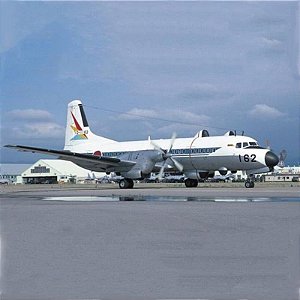 Modelo de Avião Ys 11E Warfar 1144 - Kit Plástico Hasegawa 10819