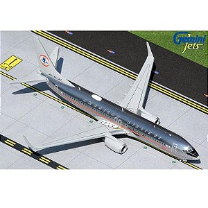 Avião Gemini Jets 1:200 American Airlines B737-800 - Modelo Colecionável G2AAL990F