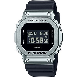 Relógio Casio Digital GM-5600U-1DR G-SHOCK - Masculino
