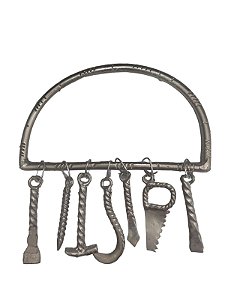 OGUM DEITADO METAL PRATA 15CM