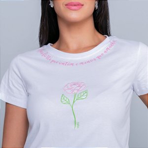 Camiseta T-Shirt Feminina Bordada Rosa - Branca