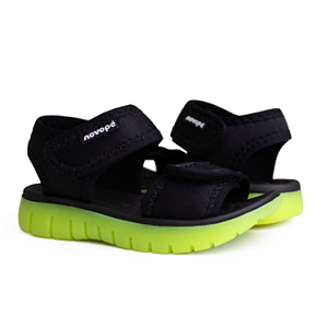 Sandália Infantil de Menino Novopé Ref. 85001509 Cabedal Textil Cor: Preto/Limão
