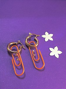 Brinco Charneirinha Laranja Neon