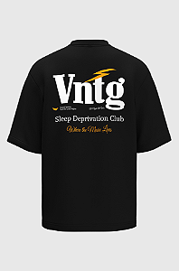Camiseta Oversized Vintage Culture Sleep Deprivation Club Algodão Egípcio