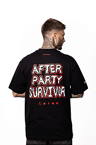 Camiseta Oversized After Party Survivor