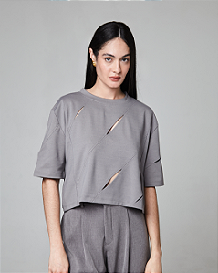 Blusa Cut Cinza