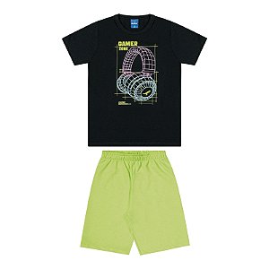Conjunto camisa meia malha e shorts em moletinho