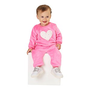 Conjunto em pelinhos na cor rosa com estampa coração