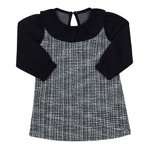 Vestido em tweed e manga em meia malha
