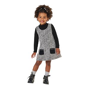 Salopete em tweed e blusa em cotton