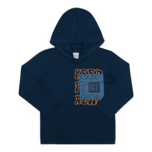 Camiseta manga longa em meia malha com capuz