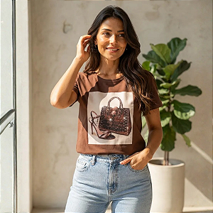 Camiseta Tshirt Verão Gola Redonda Brilhosa Estampada Casual Marrom Bolsa