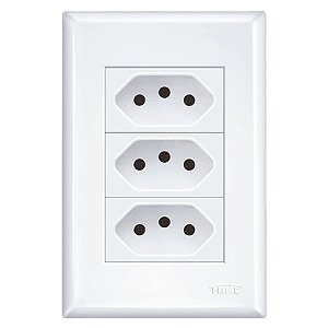 Tomada Tripla 2p+t Com Placa 10a/250v Evidence 3267 Branco Fame