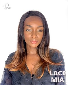 LACE FRONT FIBRA PREMIUM modelo MIA