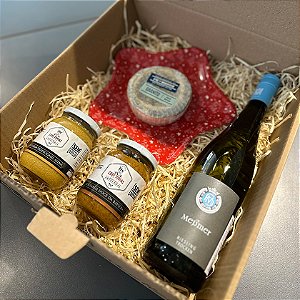 Caixa de Natal com queijo e mostardas