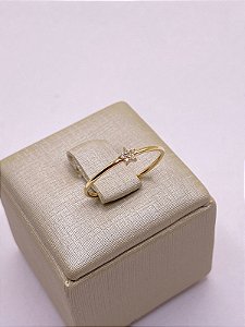 ANEL EM OURO 18K COM DIAMANTES MODELO ESTRELA