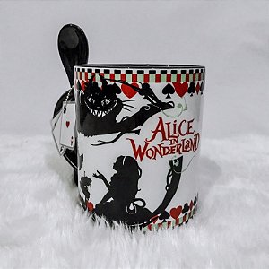 Caneca Alice no País das Maravilhas